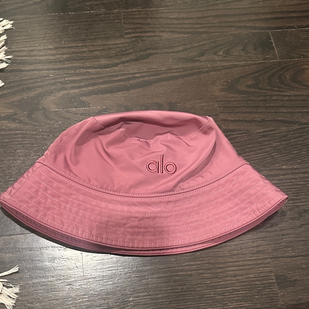ALO Yoga Pink Bucket Hat